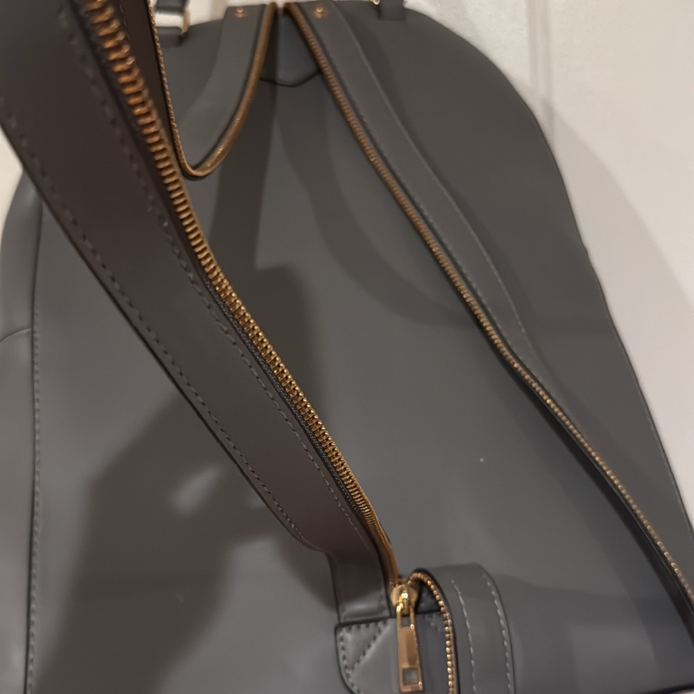 Gray Backpack/Crossbody Feature - Picture 3 of 3